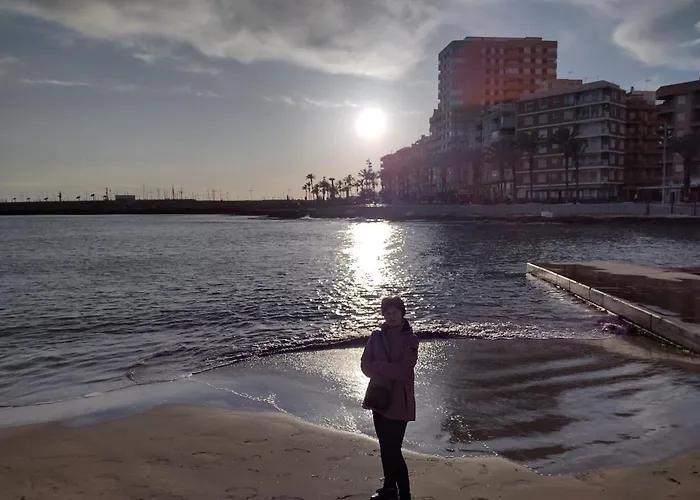 Sunny With Pool Center