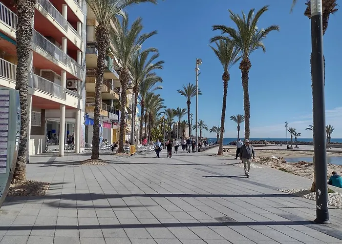 Διαμέρισμα Sunny With Pool Center