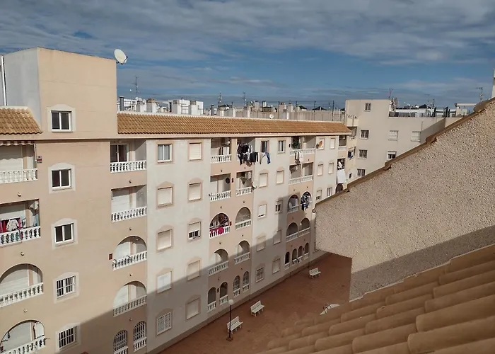 Διαμέρισμα Sunny With Pool Center