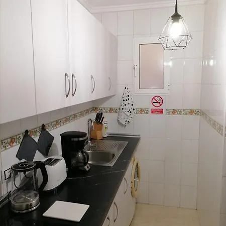 Sunny With Pool Center Daire